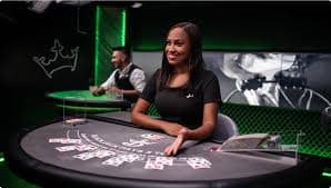 Studio Live Baccarat raja bndot dengan multi-kamera profesional dan dealer asli